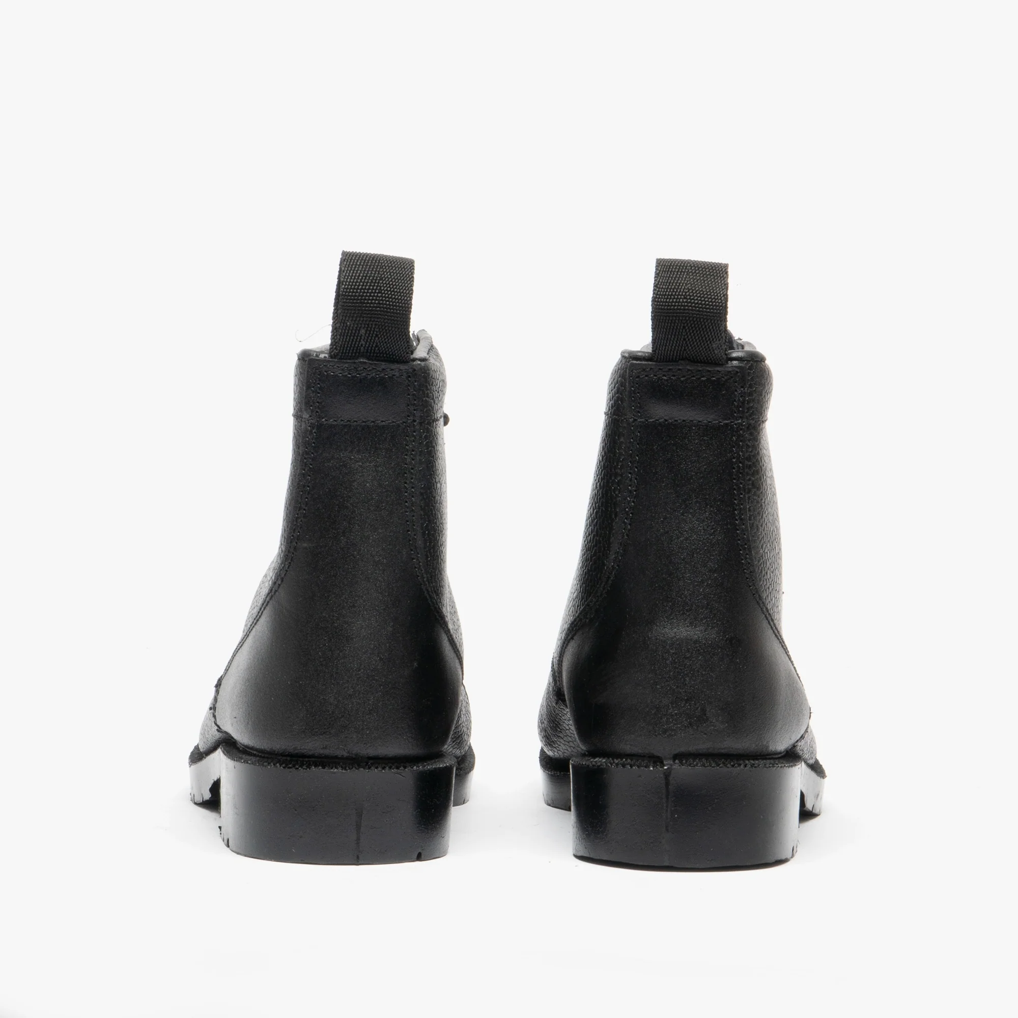 Grafters M391A Unisex Grain Leather Work Boots Black - Image 5